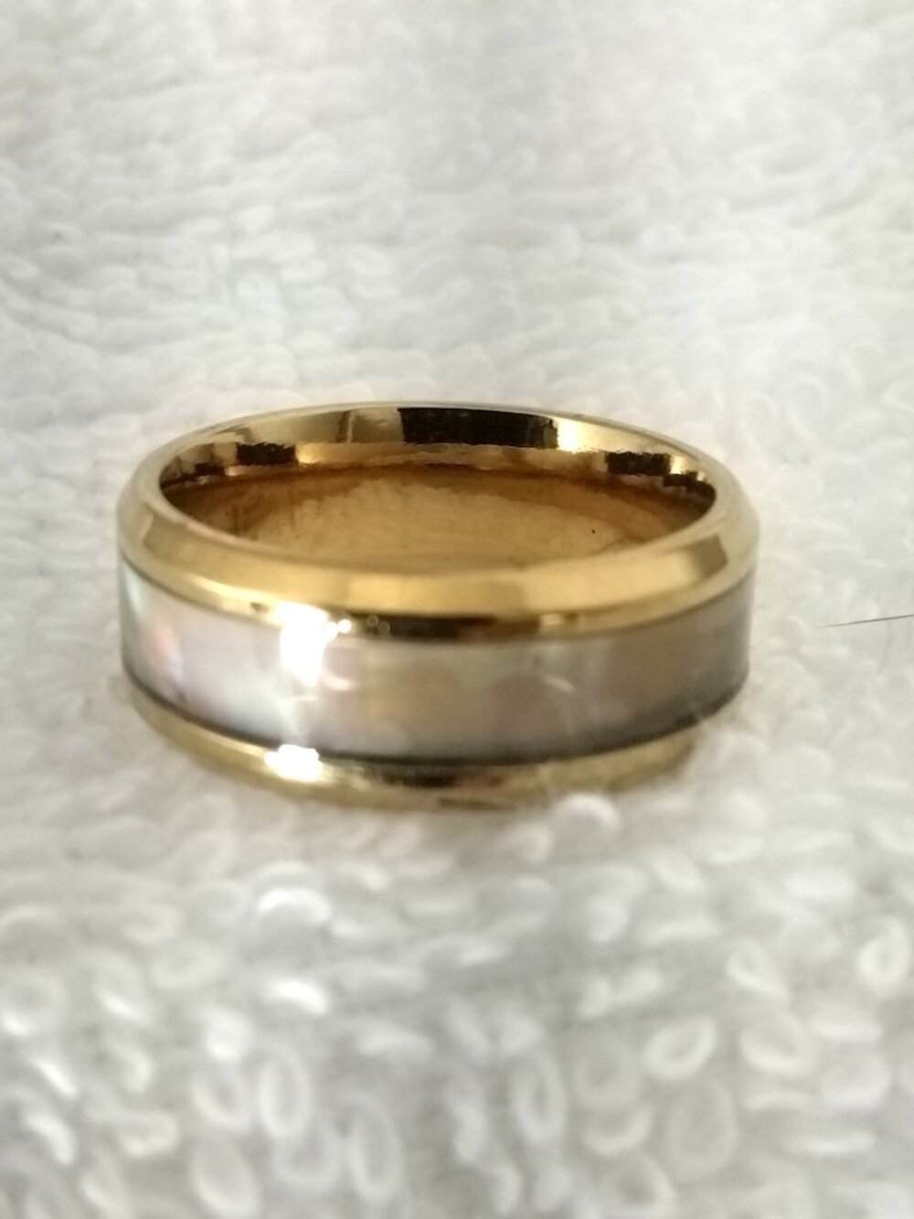 Size 8 Gold Stainless Steel - Creamy Iridescent Inlay 8mm Band